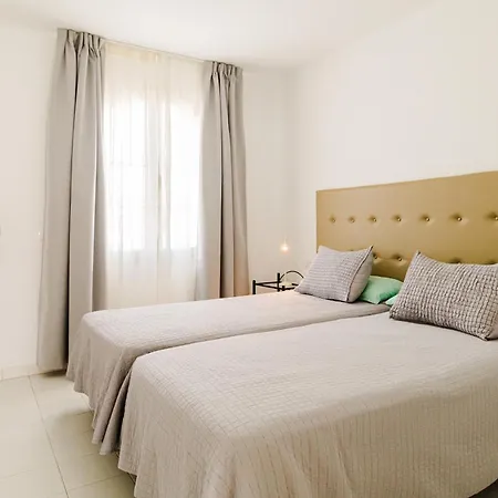 Mar- Select Adults * Puerto del Carmen (Lanzarote)
